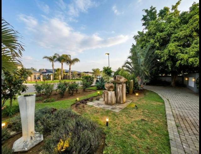 4 BEDROOM HOUSE FOR SALE IN ZAMBEZI COUNTRY ESTATE